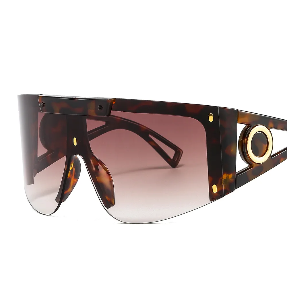 

2021 Fashion Oversized Sunglasses Women Men Rivet Sun Glasses One-piece Windproof Mirror Sunglass UV400 Oversized Sunglasses