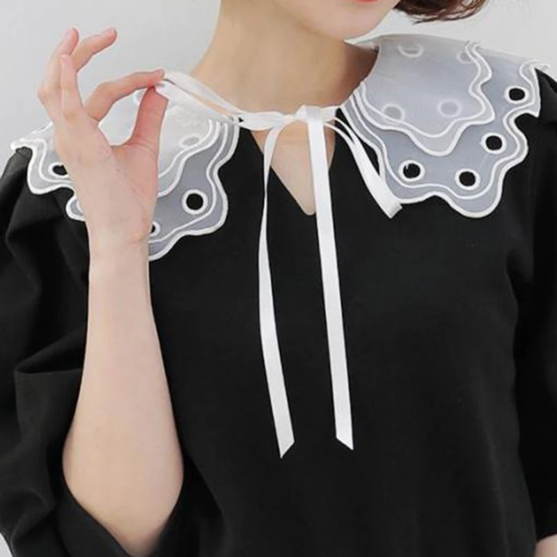 

New Women Lace Fake Collar Blouse Cloud Shoulder Doll Collar Detachable Shirt Collar Blouse Top Women Clothes Accessories