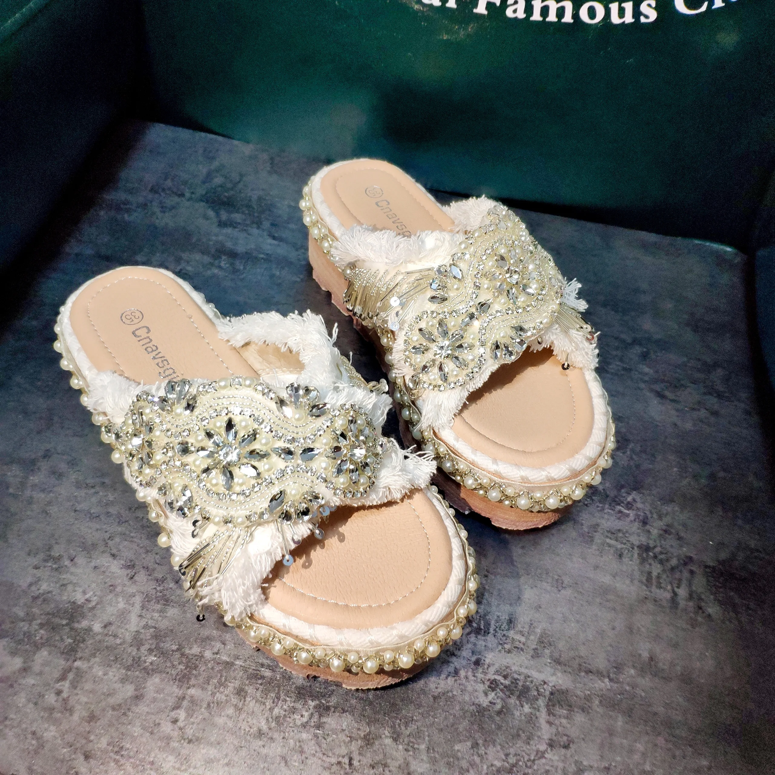 

New Summer Heavy Industry Beaded Tassel Striped Trifle Shoes Thick-soled Single Shoes Slippers