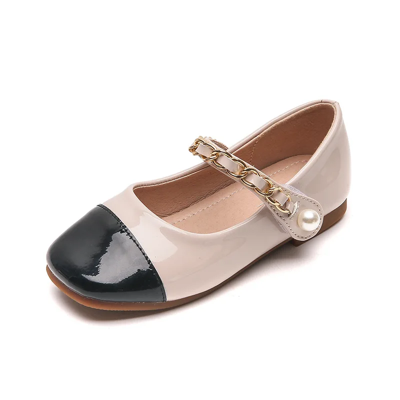 

Туфли детские черные кожаные с жемчугом, на мягкой подошве