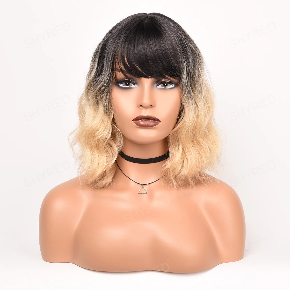

Women Short Natural Wave Wigs for Black Women Synthetic Hair Blonde Wigs with Bangs Heat Resistant Cosplay Wig