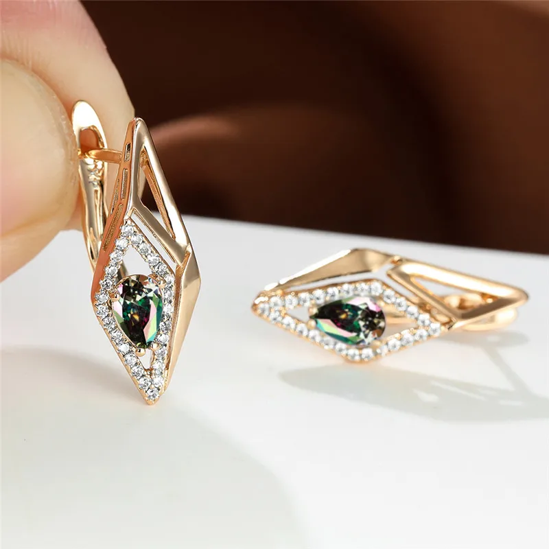 Серьги-кольца женские разноцветные с цирконом в форме капли воды | Украшения и