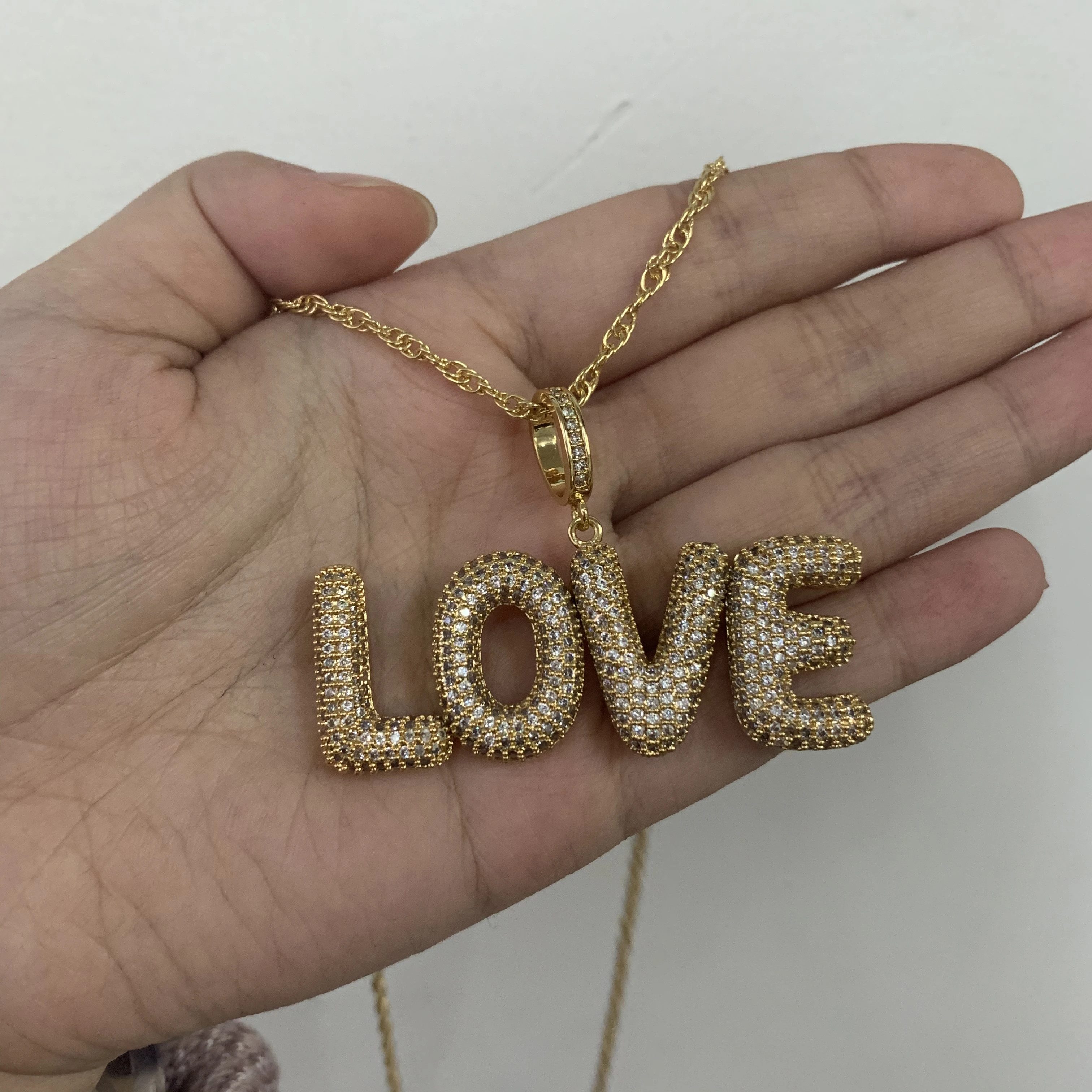 

Custom Necklaces Name Letter Necklace High Quality