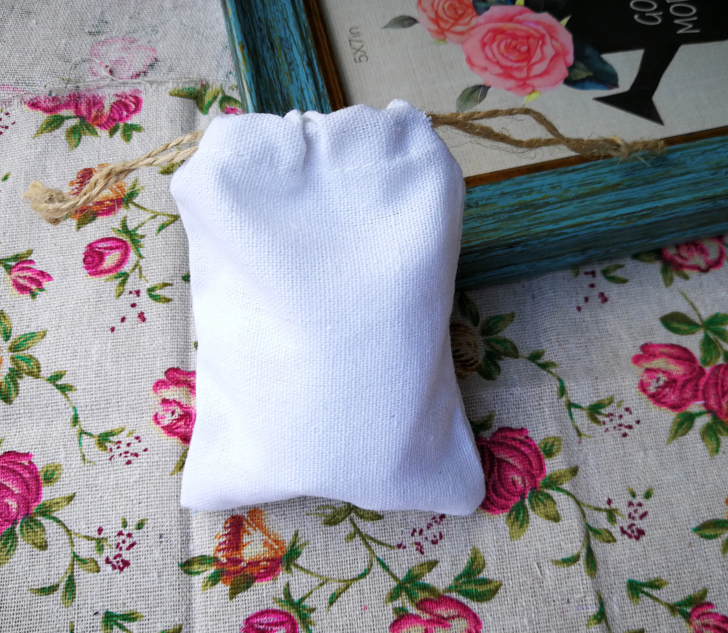 Белый хлопок подарочная упаковка мешок 9x12 см x 10x15 см 13x16 см; 20x24 см Упаковка из 24 ручная вместительная сумка со шнуром мешок