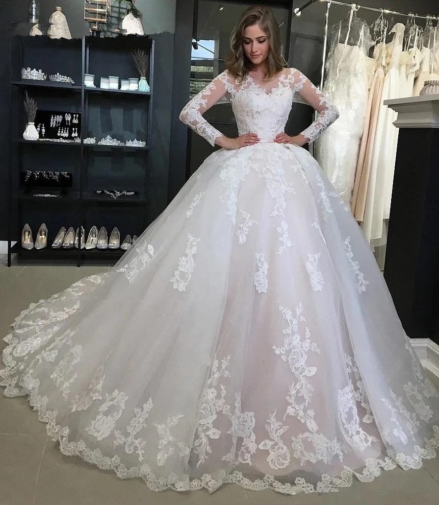

Custom Made Wedding Dresses Ball Gown Fluffy Tulle Lace Appliques Elegant Formal Wedding Gowns 2020 New Design HS24