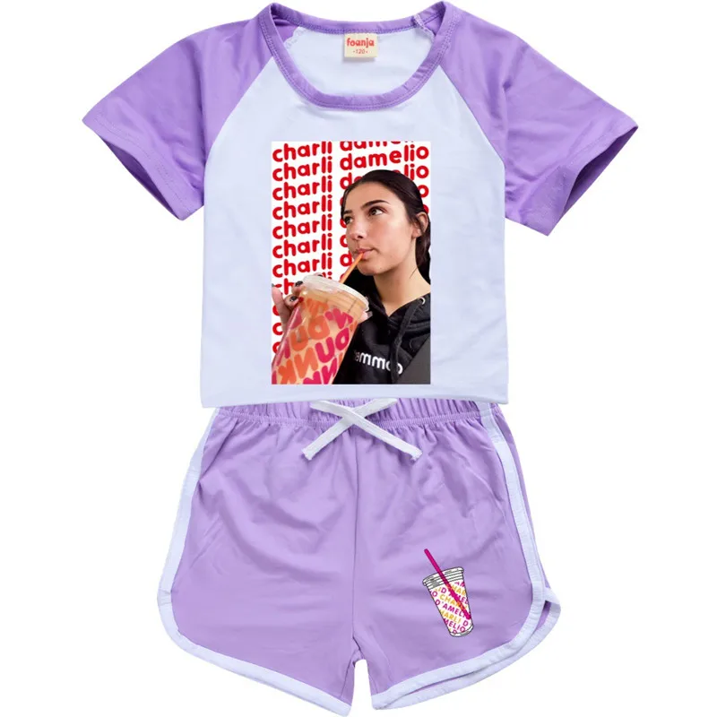 Комплект детской одежды из двух предметов: футболка + шорты и штаны спортивная