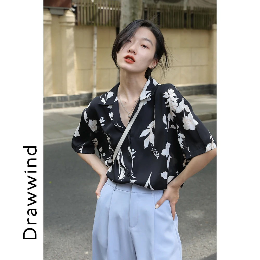 

Women's Blouses And Shirts Port Painting Style Drawwind Flavour Female Flowers Short Sleeves Shirt Design Small Summer Thin