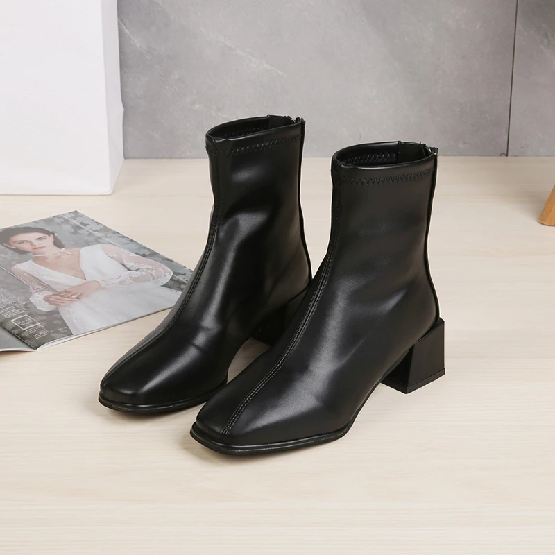 

2021 Autumn Winter New Rear Zipper Women's Boots Pointed Square Heel British Style Martin Boots Net Celebrity Slim Fashion Boots