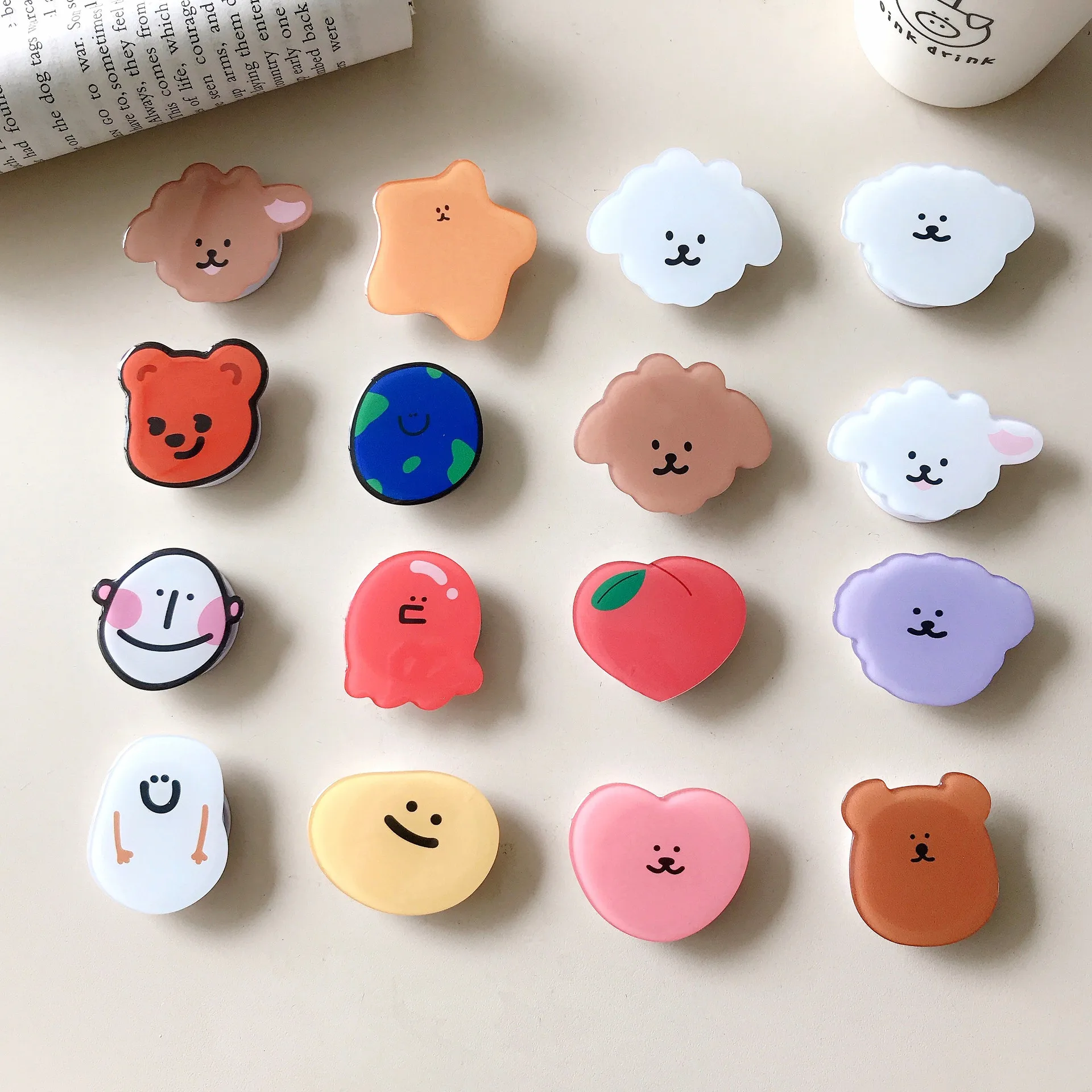 

Cute Round Extend Phone Case Holder For iPhone 11 12 Pro 5s 6 7 8 Plus X Xr Xs Max Universal Finger Ring Stand Bracket