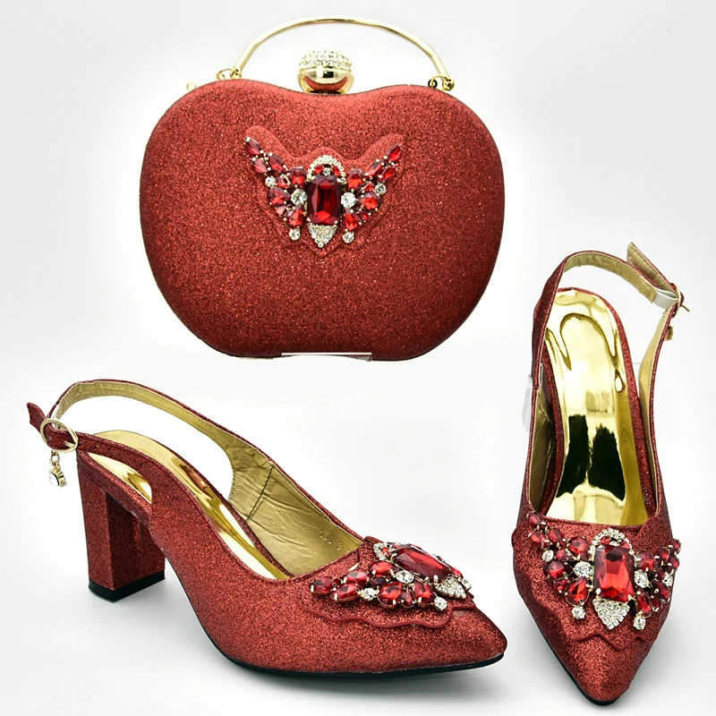 Новейший комплект из туфель и сумочки золотого цвета в нигерийском стиле