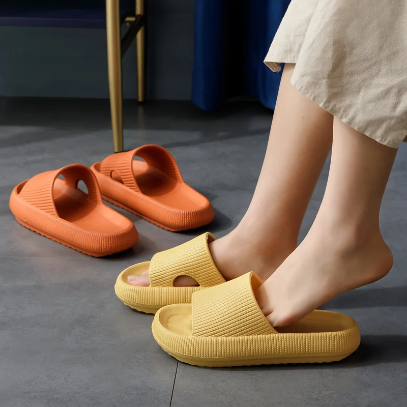 

Women Thick Platform Slippers Summer Fashion EVA Soft Sole Beach Slide Sandals Men Couple's Indoor Bathroom Anti-Slip Shoes Home
