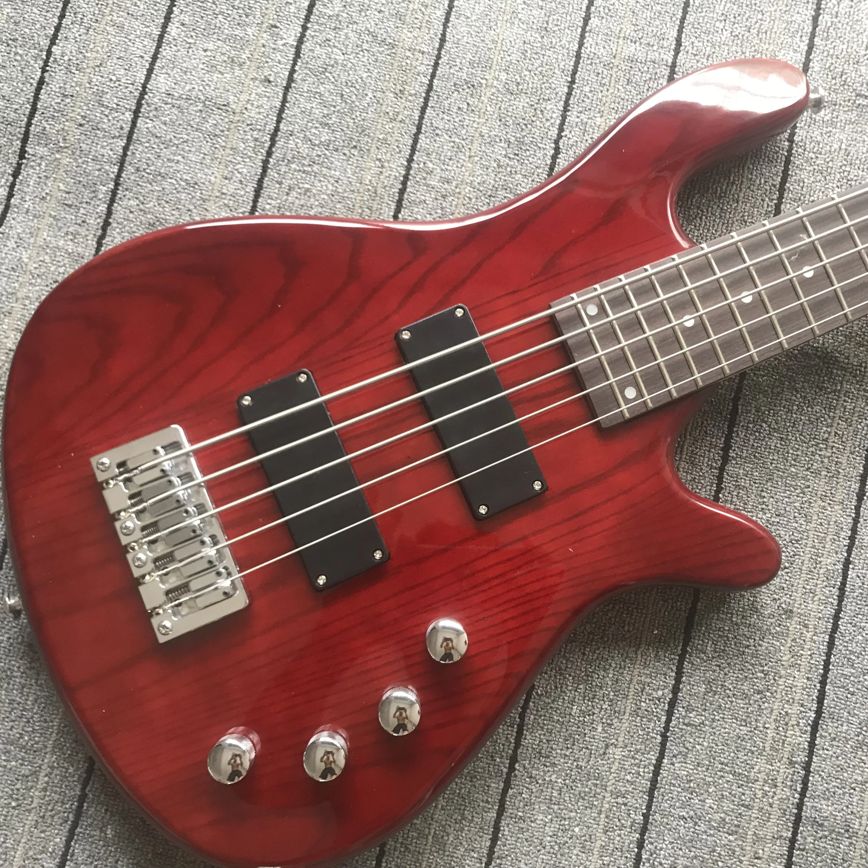 Китайская гитара Красный бас с 5 струнами Бесплатная доставка | Спорт и