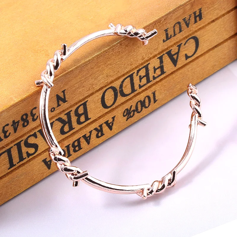 

Hip Hop Jewelry Fashion Twisted Thorns Bangles Bracelets Punk Streetwear Flame Bracelet for Women Men Jewelry