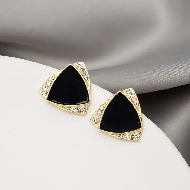 

Geometric Earrings Female Silver Needle 2021 New Trendy Triangle Black Earrings Simple and Cold Style Female Small Earrings