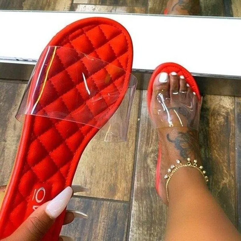 

2021 New Women Summer Diamond Transparent PVC Flat Bottom All-match Fashionable Slippers Outdoor Beach Sandals Rubber Slippers