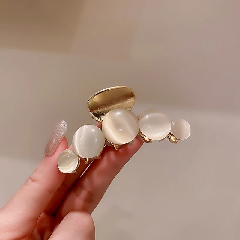 

Metal Claw Large Opal Hair Claw Clips Jaw Clip Non-Slip Ponytail Holder Strong Hair Grip Catch Barrette For Women