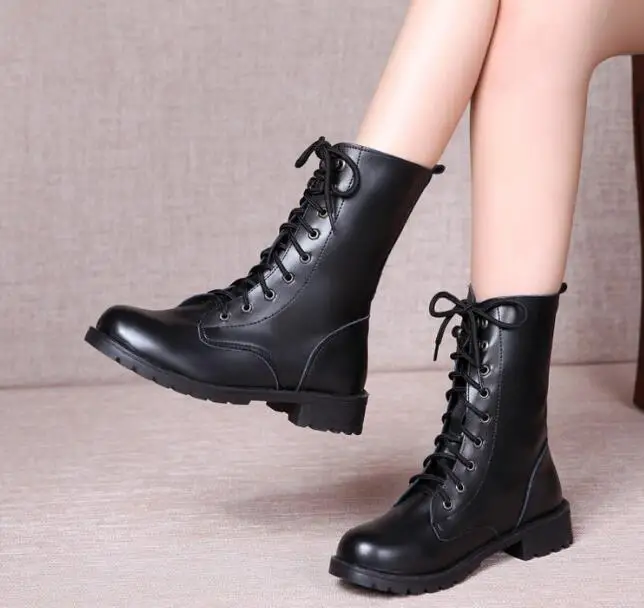 Новинка С пряжкой Сезон осень зима Женские ботинки в байкерском стиле британский