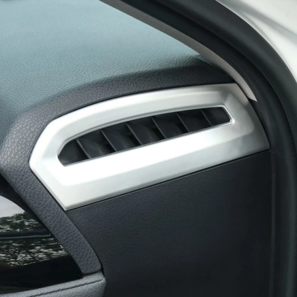 Накладка на выходное отверстие для кондиционера и приборной панели автомобиля