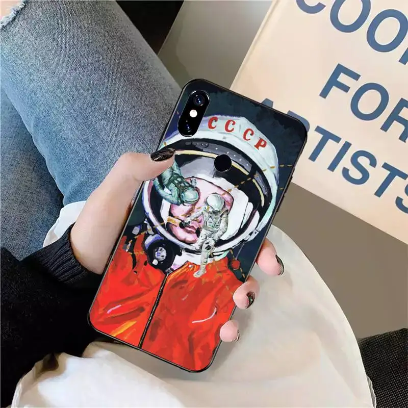 

Yuri Gagarin retro design pattern Phone Case For Xiaomi Redmi note 7 8 9 t max3 s 10 pro lite luxury design coque cover