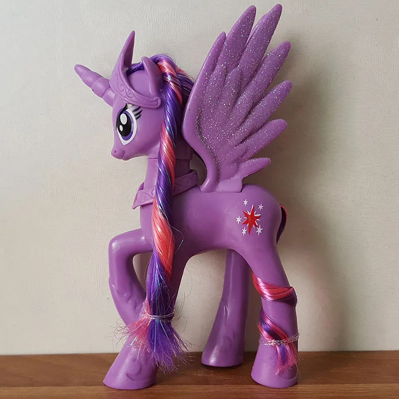 Фигурки героев мультфильма Единорог фиолетовая принцесса лошадь высота 14 см |