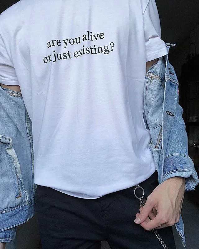 Вы живы или только что существуют? Футболка Веселая хлопковая С Круглым Вырезом