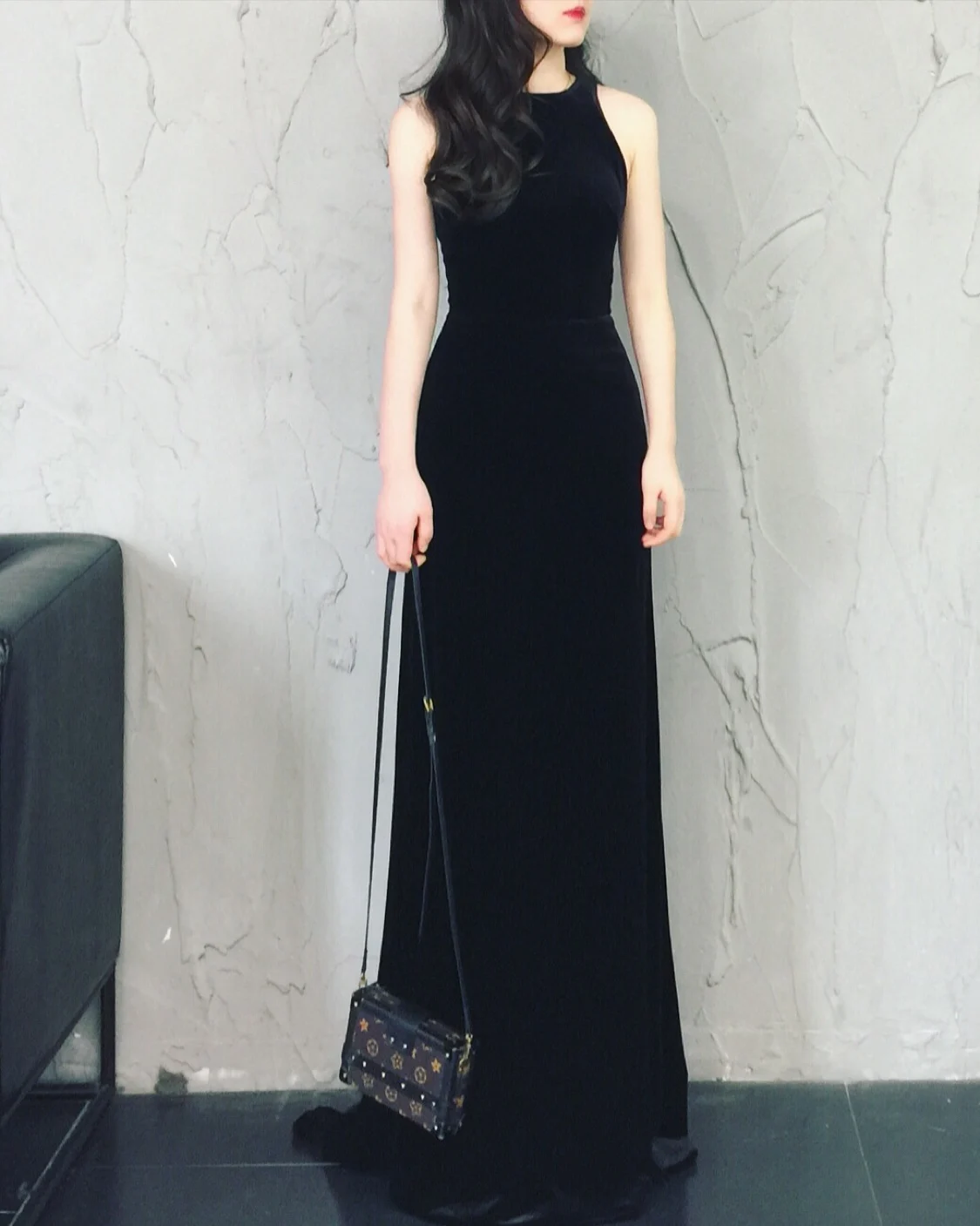 Бархатное сексуальное платье длинное Клубное винтажное черное без рукавов