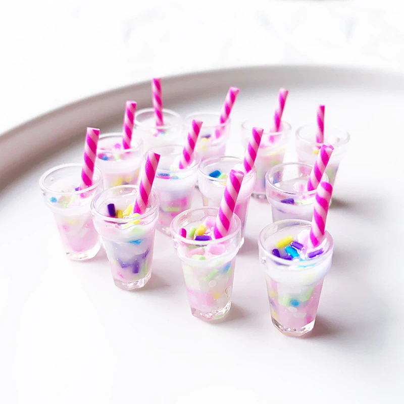 

2Pcs Miniature Milk Tea Cream Drinks Bottles Model Kitchen Food Toys Supermarket Snacks Ice Cream Accessories Mini Kitchen Toy