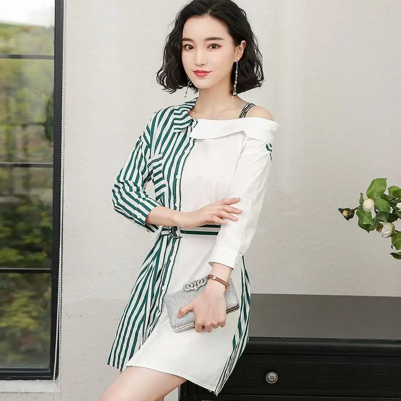 Женское платье-футболка в клетку с круглым вырезом и поясом | Женская одежда