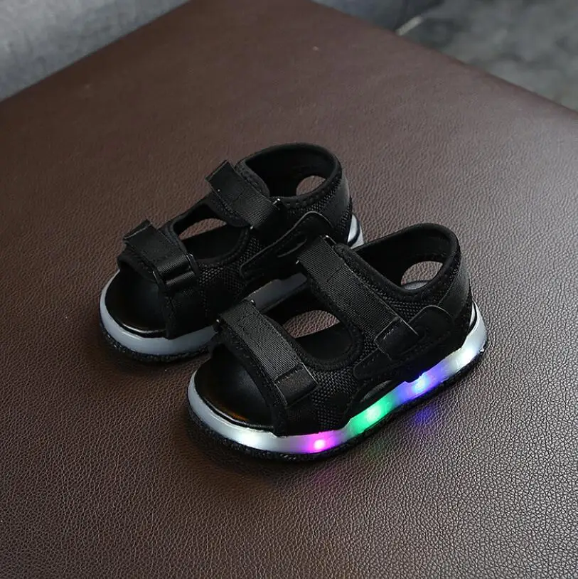 Детские светящиеся сандалии детская летняя обувь спортивные для мальчиков и