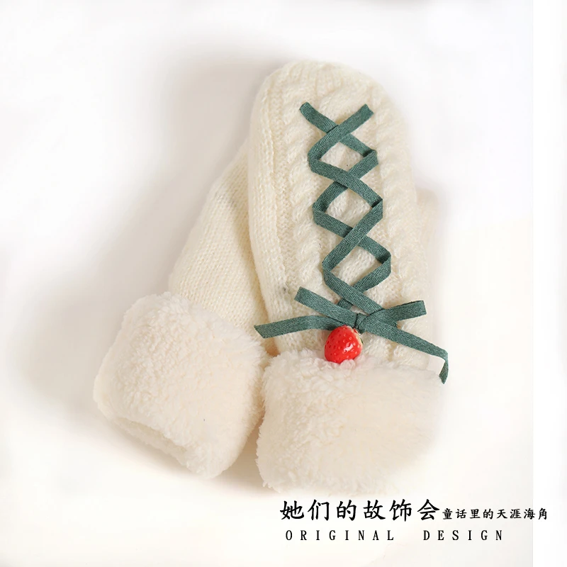 Lolita Autumn and Winter Beret Hat Sweet Lovely Strawberry Green Leaf Seriesc Head Accessories Gloves Ear-Cap H | Тематическая