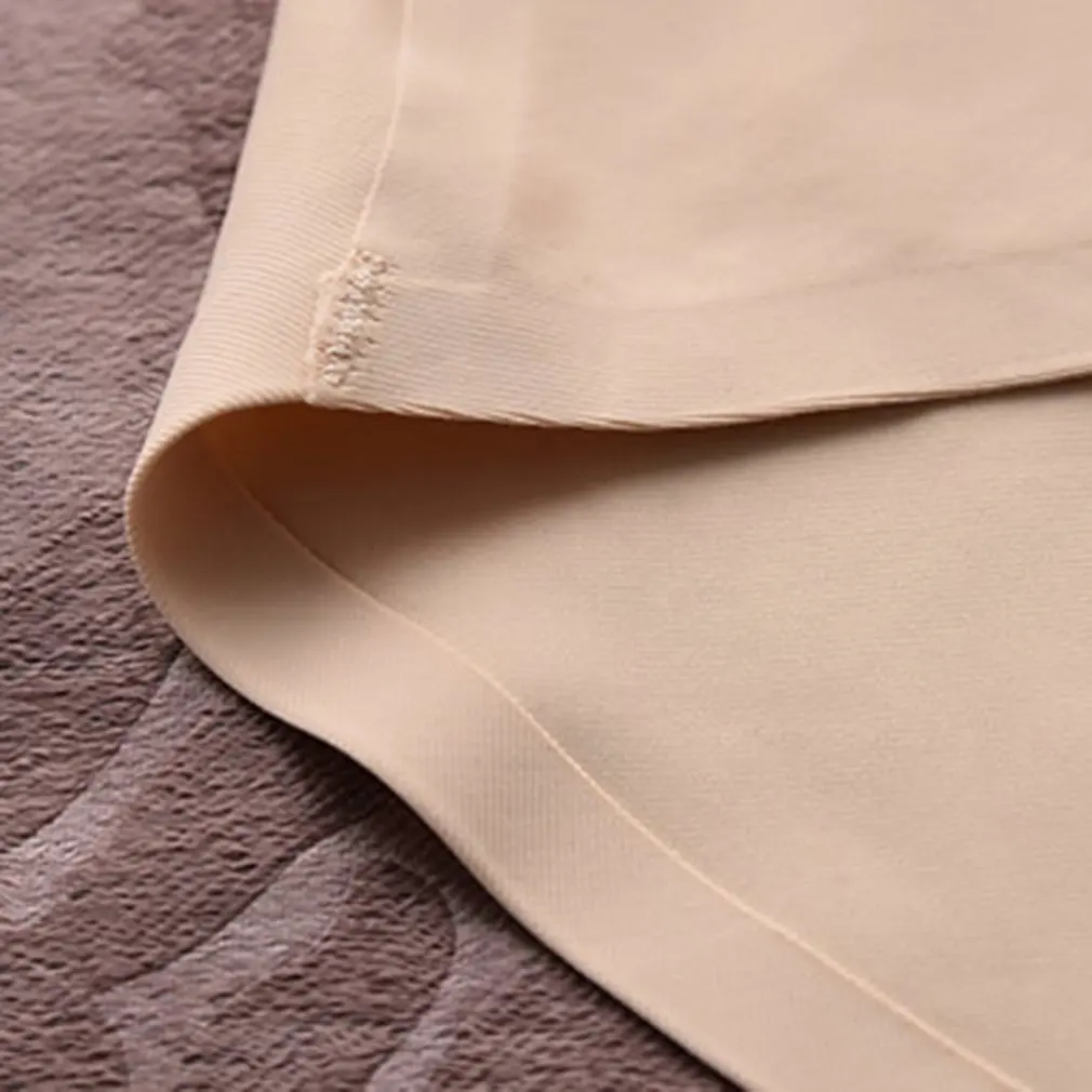 

Middle Waist Ice Silk Seamless Underwear Women's Sexy Breathable Briefs Seamless Panties Solid Ultra-thin Panties Brief Lingerie