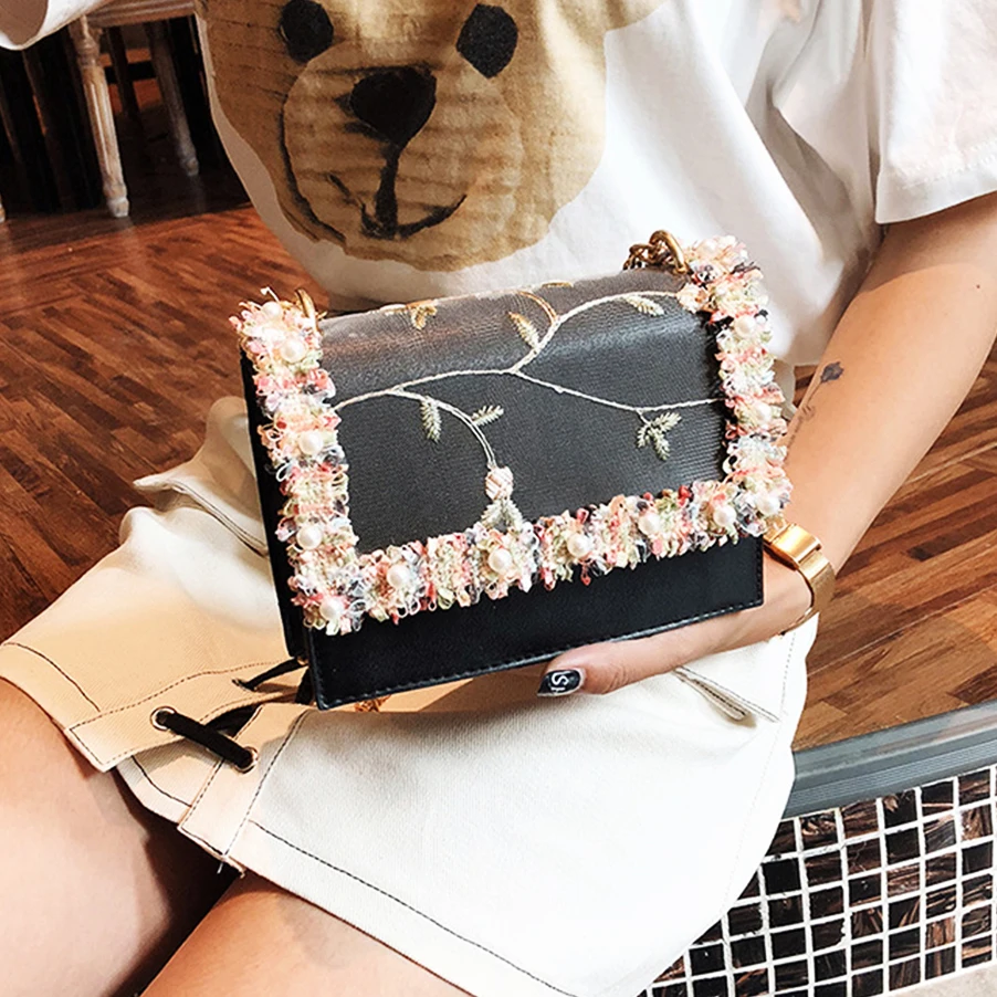 

Women Wedding Evening Bag Lace Flowers High Quality PU Pearl Decoration Shoulder Messenger Bag 2020 Designer Luxury Leather