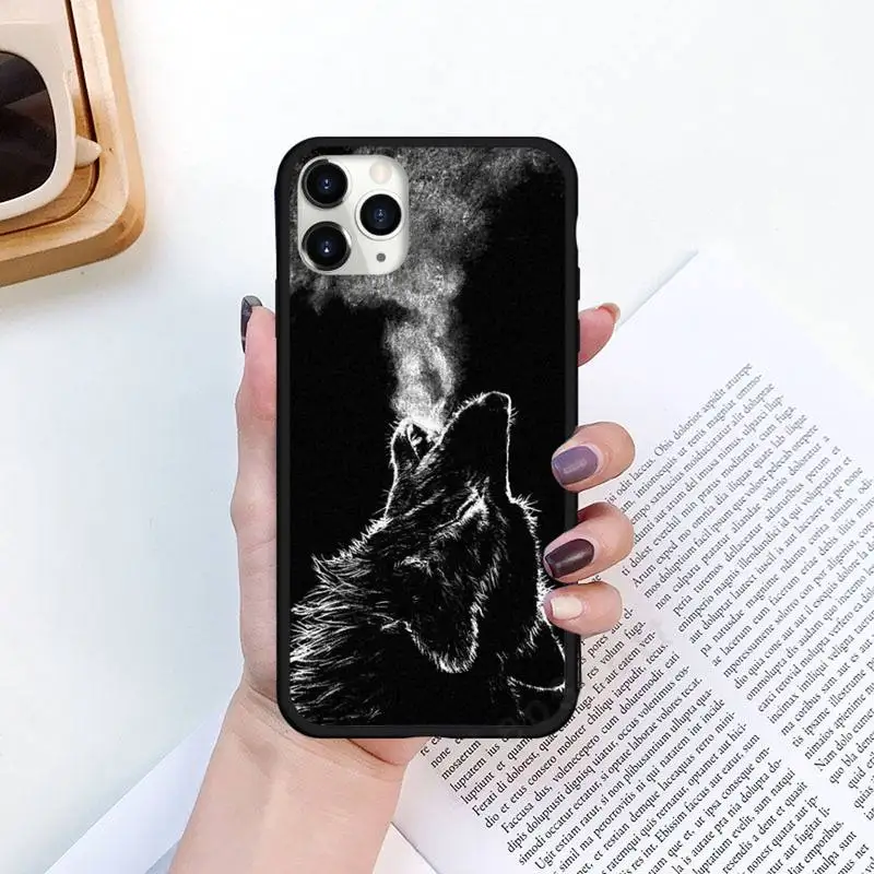 

Moon roaring wolf pattern Phone Case for iPhone 11 12 pro XS MAX 8 7 6 6S Plus X 5S SE 2020 XR Luxury brand shell funda coque