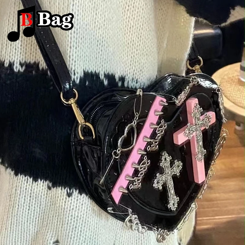 Женская сумка-тоут PU кожа сердце черная