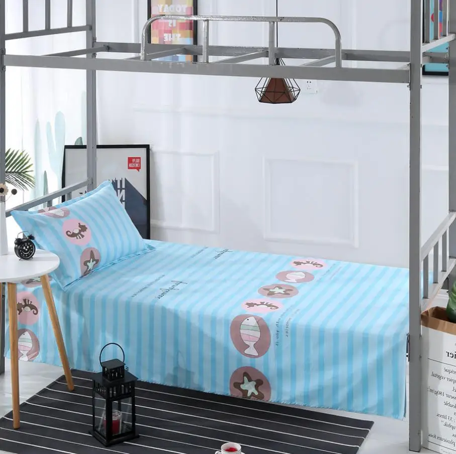 Тонкое текстильное постельное белье простыня двухъярусные кровати с