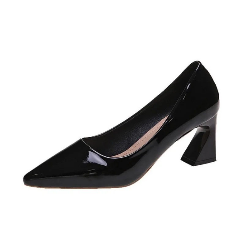 

Women Chunky Heels Pointed Toe Patent Leather Heels Black Office Shoes Women Wedding Dress Fashion Slip on Pumps Women Shoes