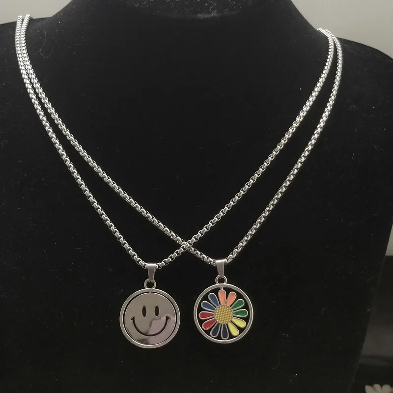 Smiley Face Stainless Steel Necklace Reversible High Quality Pendant Necklace Girl Jewelry Silver Color Kpop Zinc Alloy Collares