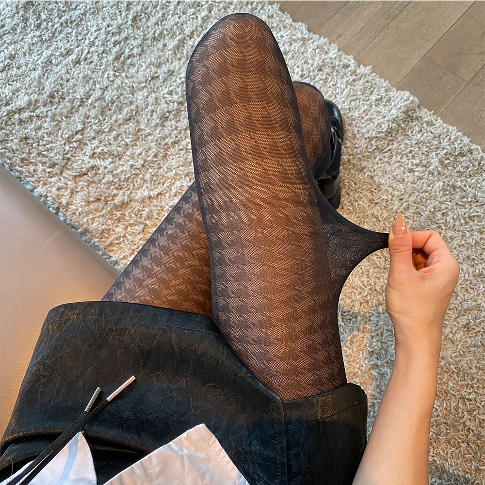 

Houndstooth Jacquard Anti-drop Core-spun Silk Thin Cut-through Jacquard Pantyhose Stockings Ladies Sexy Legs Socks Thigh High