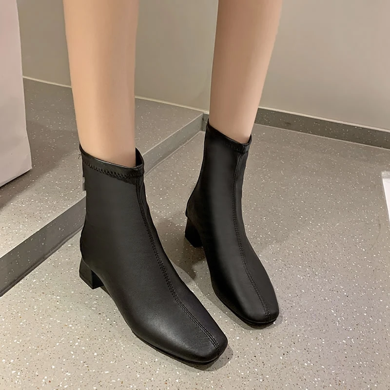 

Thick-heeled Soft Leather Thick Short Boots Women's Winter Plus Velvet 2021 Autumn New Mid-heel Small Thin Thin Boots Ins Tide