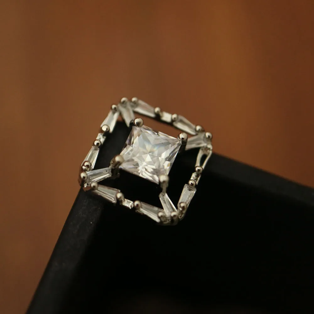 

5pc/lot DIY Square crystal buttons Cubic zirconia button for coat Decorative CZ sewing buttons for cashmere Knit cardigan