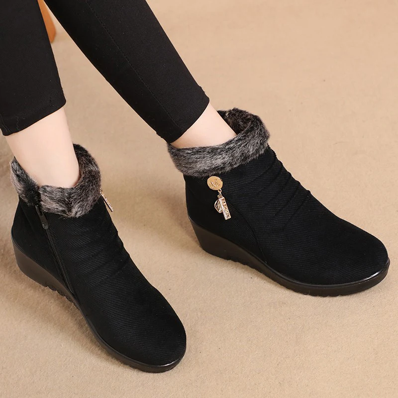 Middle-Aged and Elderly Women's Warm Cotton Shoes Snow Boots Winter Plus Velvet Warm Slope with Cloth Shoes Snow Boots