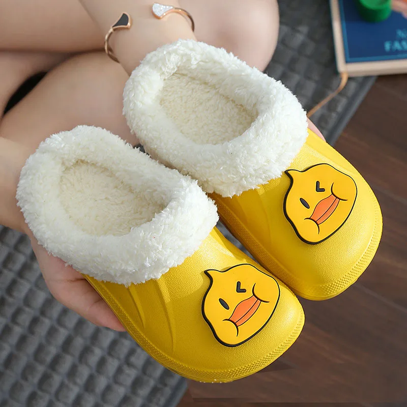 

Children Mules Clogs Autumn Winter Kids Garden Shoes Girl Boy Beach Shoes Waterproof Plush Faux Fur Cartoon Baby Shoes