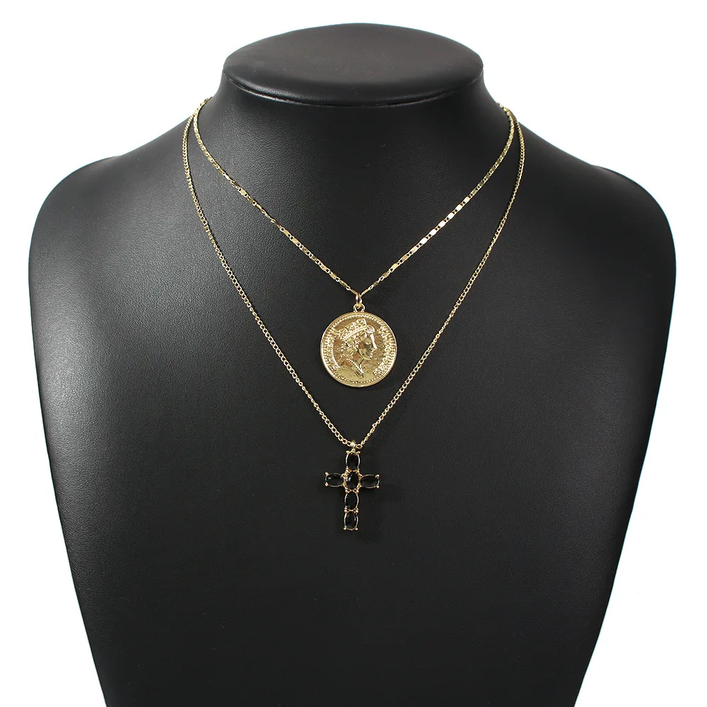 

2Pcs Gold Color Portrait Coin Pedant Necklace for Women Gothic Layered Chains Link Crystal Cross Choker Necklace Couple Jewelry