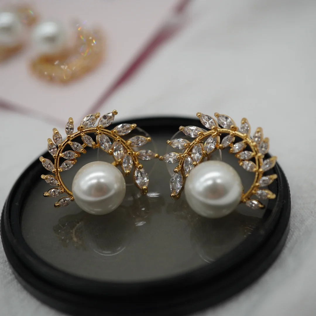 

Зернистые жемчужные серьги