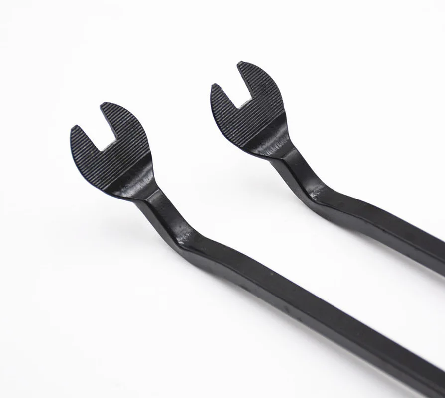 Инструмент для снятия автомобильного крепления приборной панели заклепки