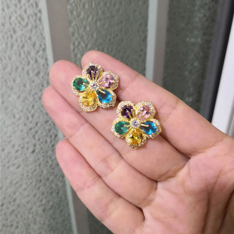 Женские турмалиновые серьги гвоздики с цветком из натурального серебра 925 пробы