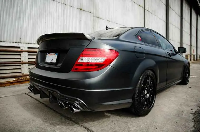 Для Mercedes Benz W204 C63 AMG 4 двери только 09-11 Автомобиль Стайлинг C класса углеродного волокна задний спойлер диффузор