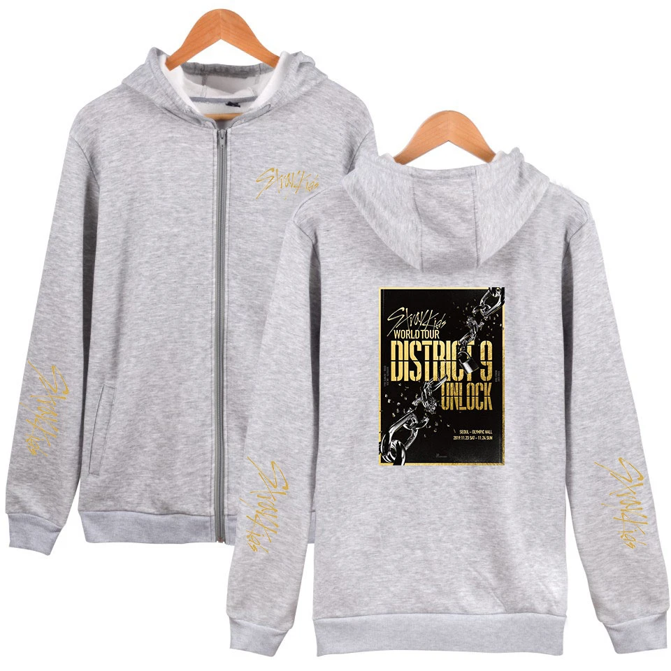 Новинка 2020 толстовка с капюшоном на молнии надписью The World Tour для детей