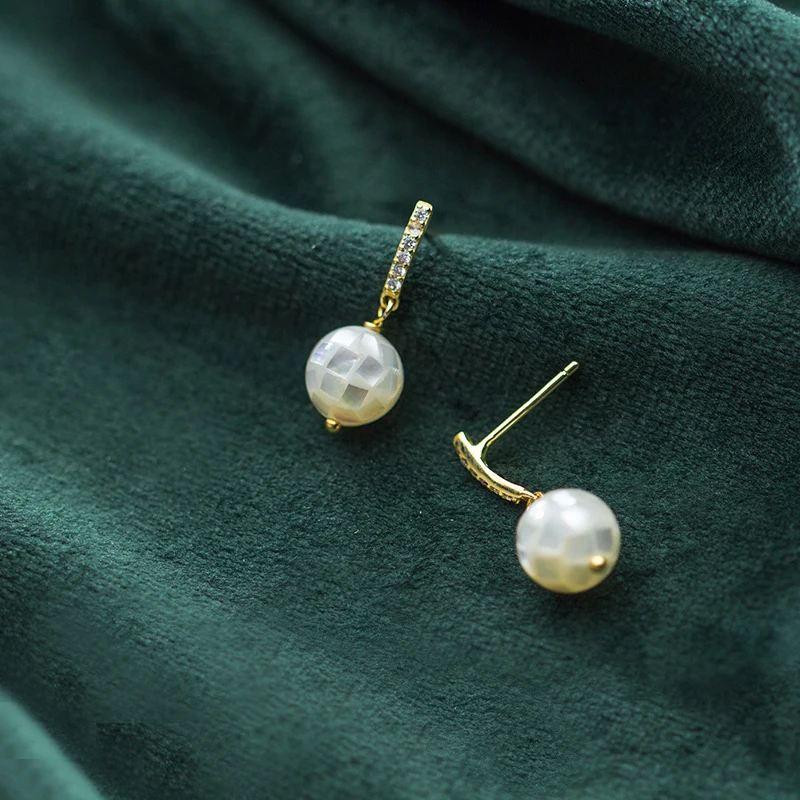 

MloveAcc 925 Sterling Silver Unique Pearl Earrings White Pearl Earrings Jewelry Classic Earrings for Women Elegant Gifts