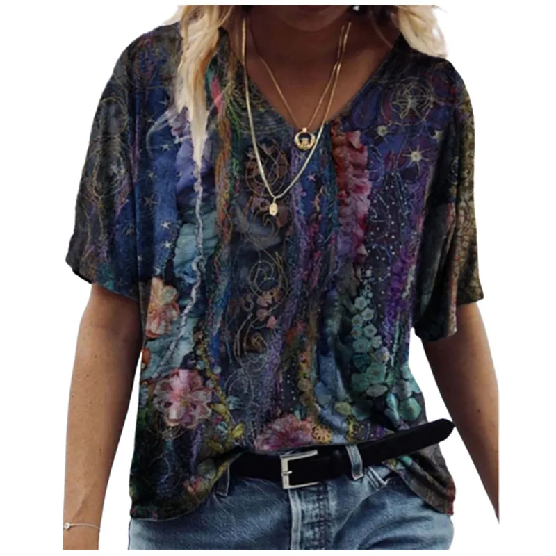 

Moon Fairy Tale Women Print T Shirt 2021 Summer V-Neck Loose Plus Size Shirt Casual Short Sleeve Plant Flowers Streetwear Tops